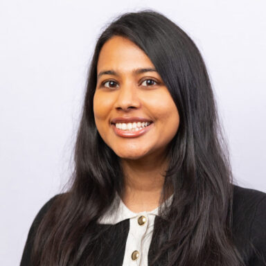 Aarthi Ravishankar’s headshot