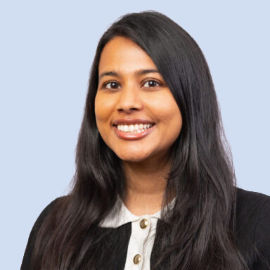 Aarthi Ravishankar’s headshot