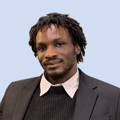 Tomi Ayeni’s headshot